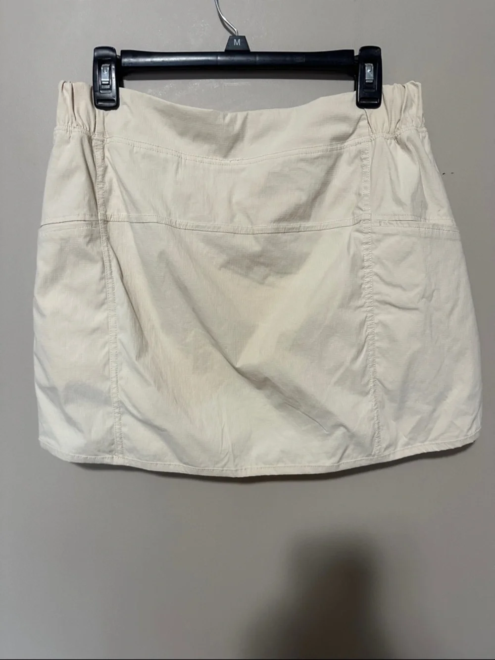 Te Verde Cream Drawstring Skort with Pockets - Picture 2 of 4